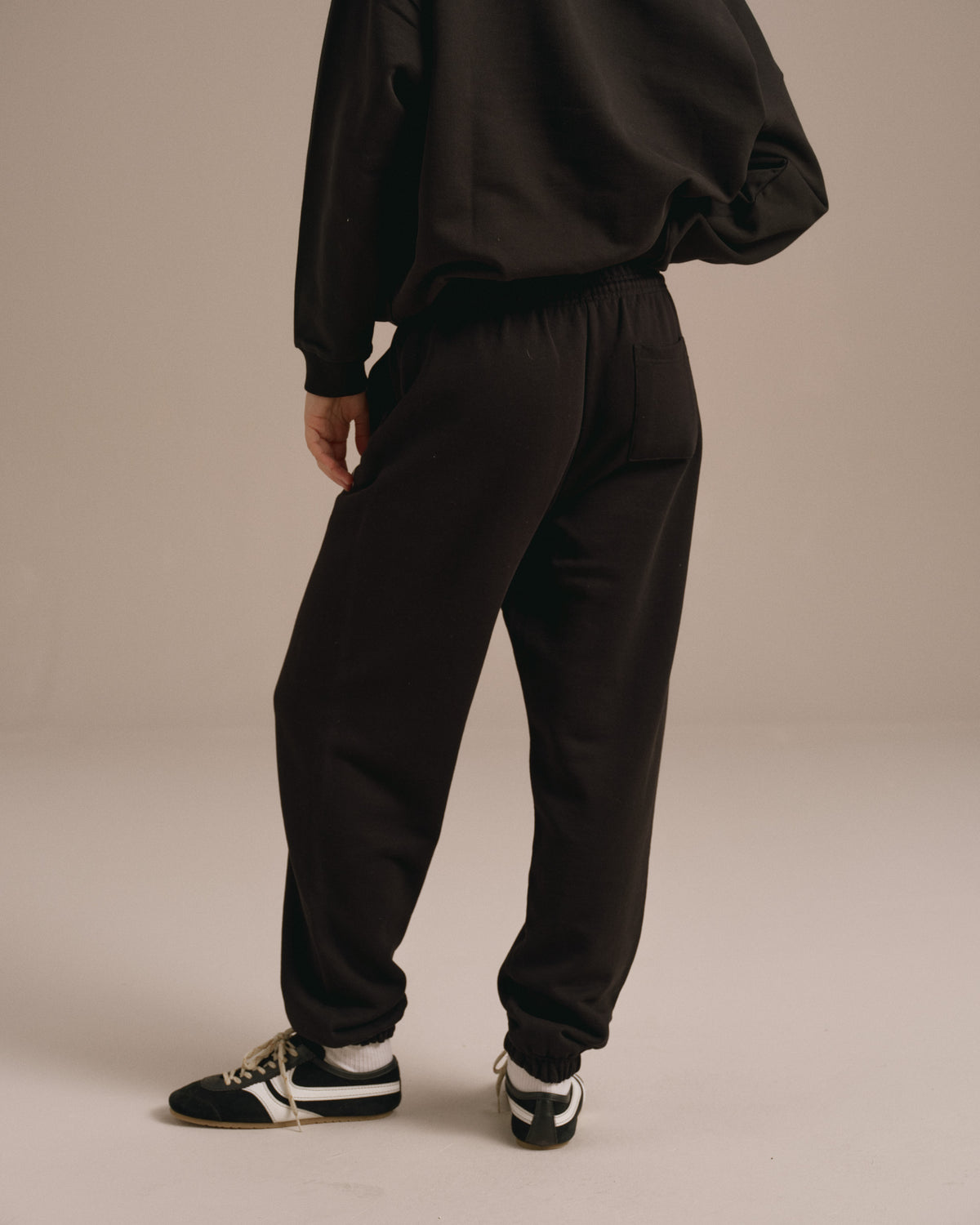 Cuffed Sweatpants - Black