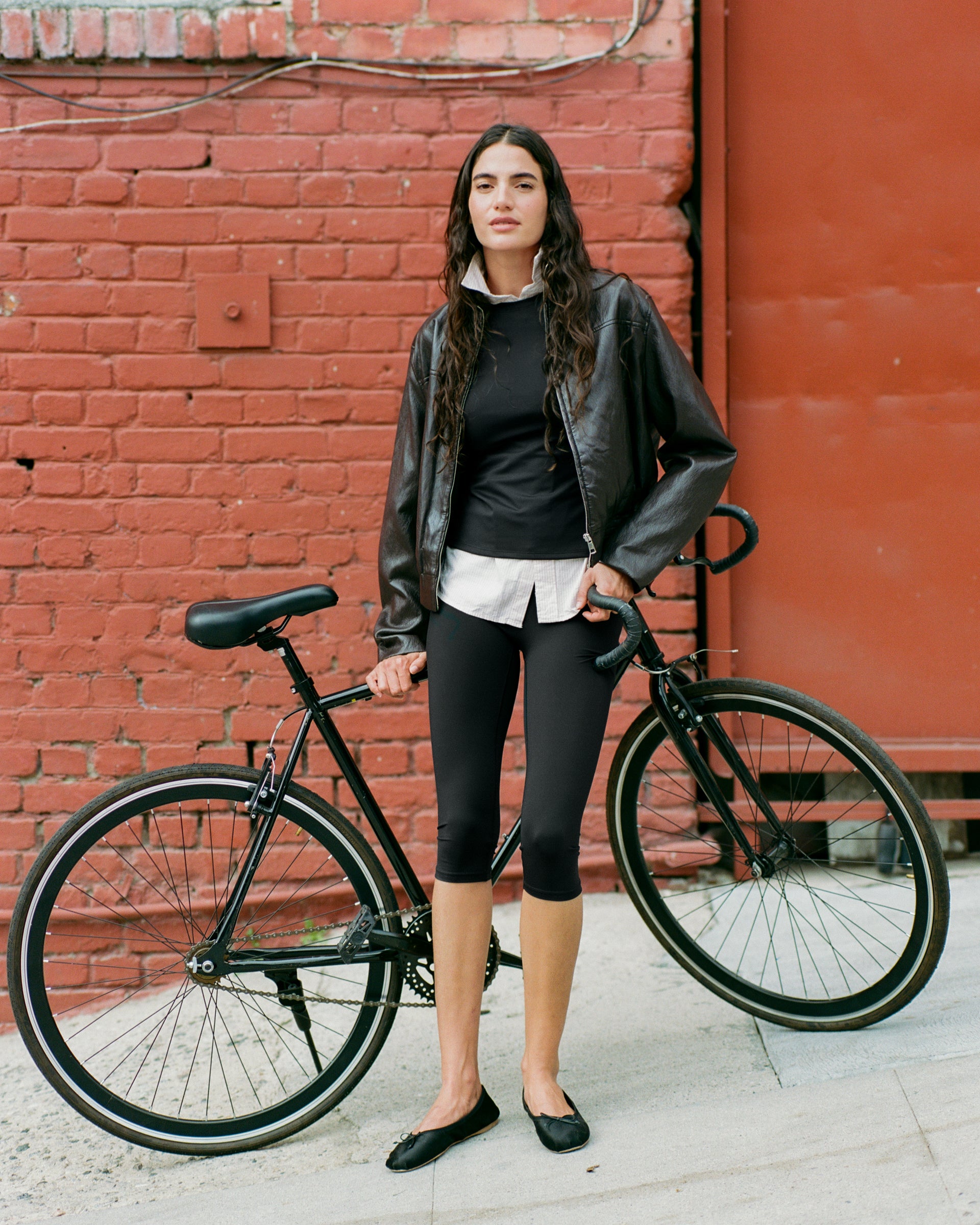 Ultimate Capri Leggings - Black – Adanola