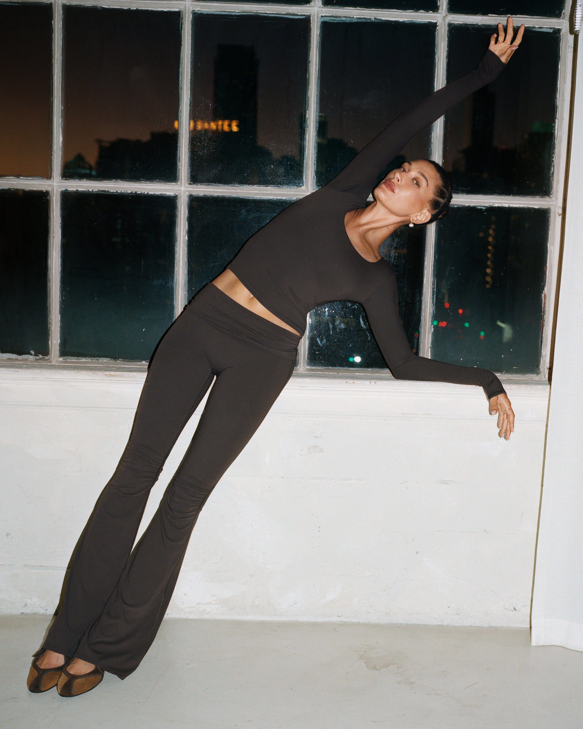 Fold Over Gathered Yoga Pants - Coffee Bean