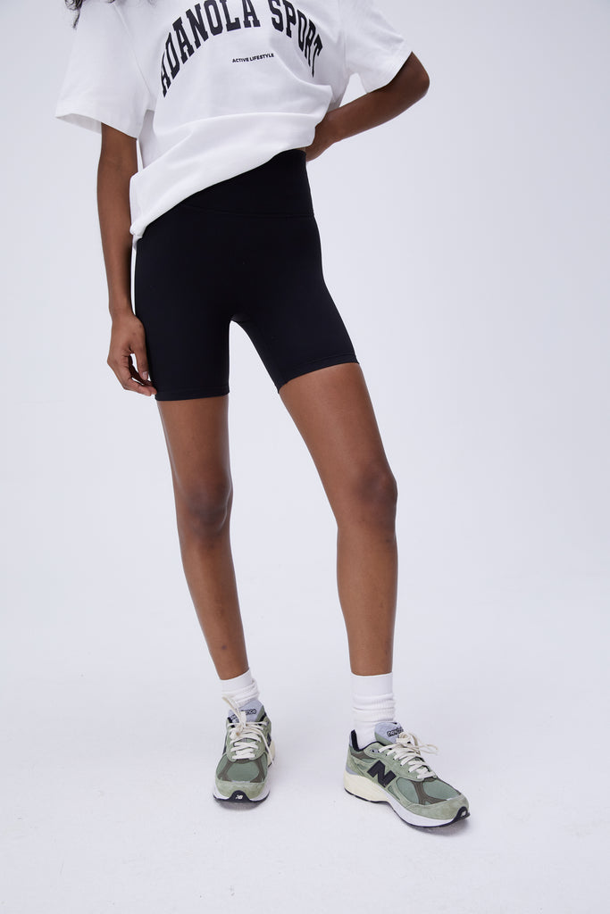 Short femme noir idéal crossFit, running, fitness – RxWEAR