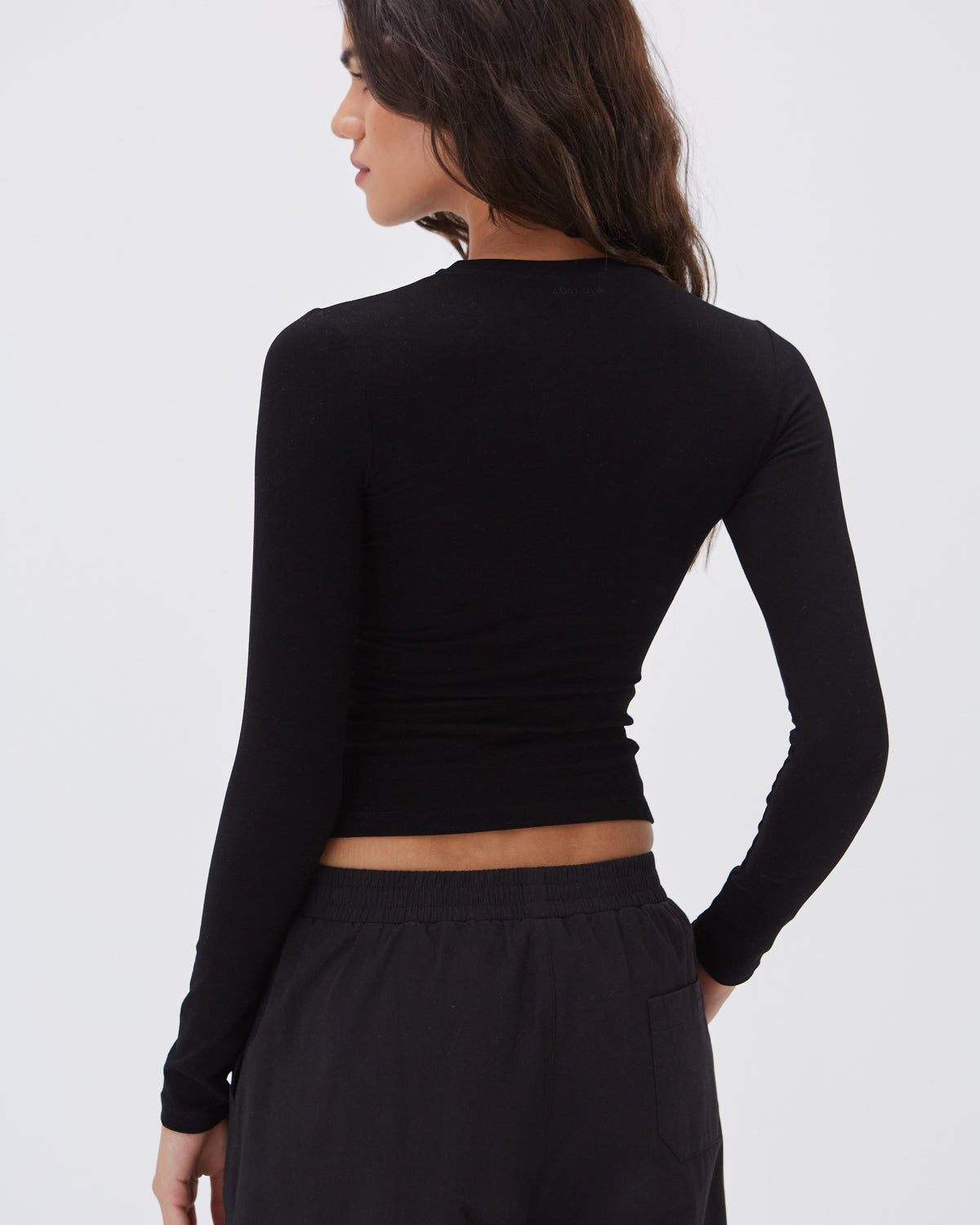 Women's Black Fitted Long Sleeve Top