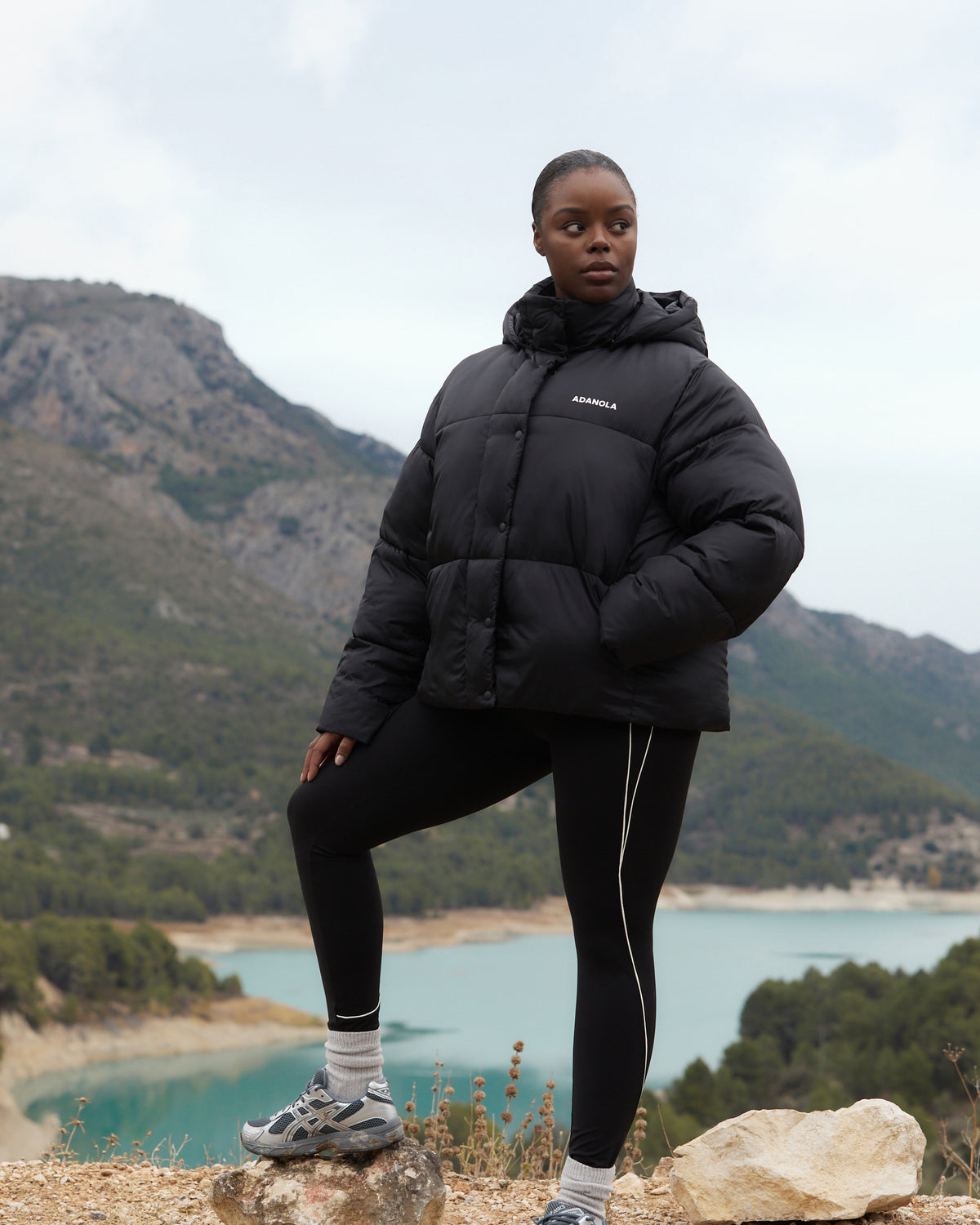 Women's Oversized Puffer Jacket - Black | Adanola