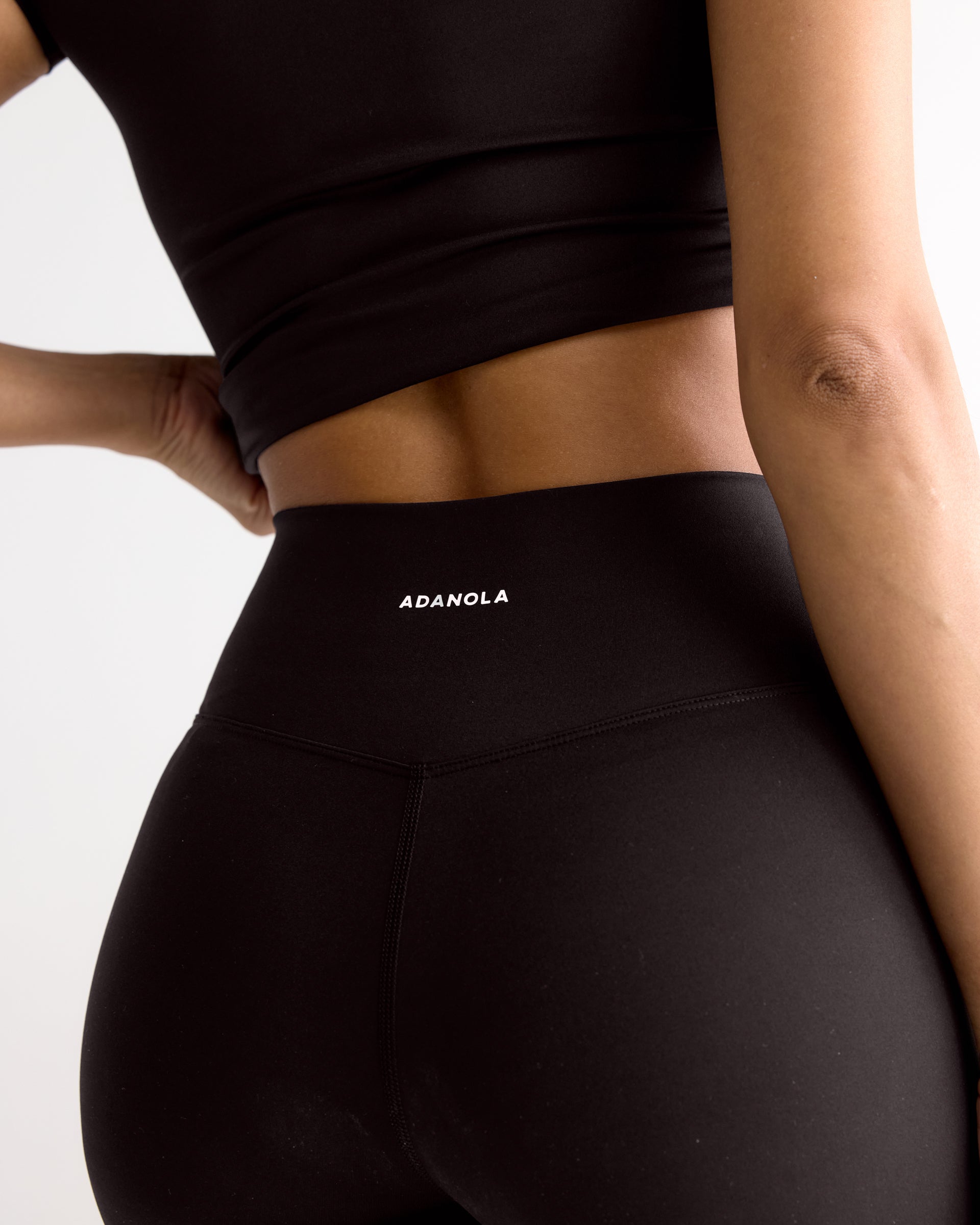 Ultimate Ultra Crop Shorts - Coffee Bean