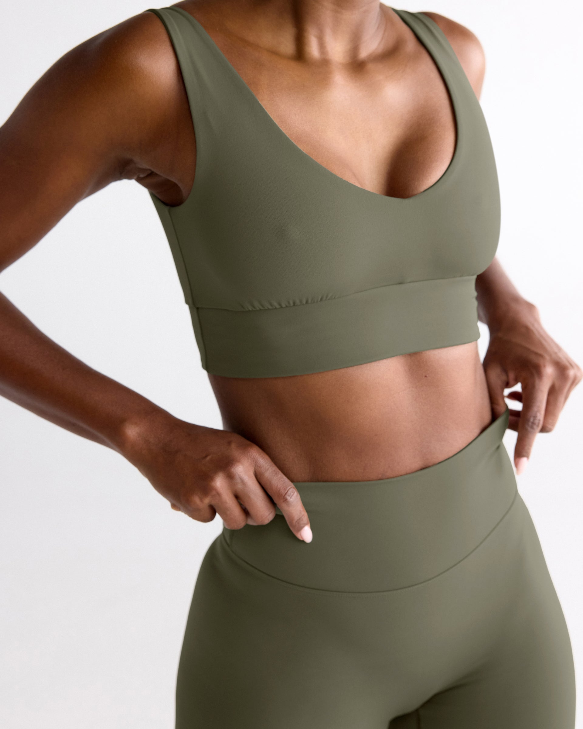 からあげ bravo axis block1 olive supreme Women's Ultimate V Neck Bra - Green | Adanola – Adanola