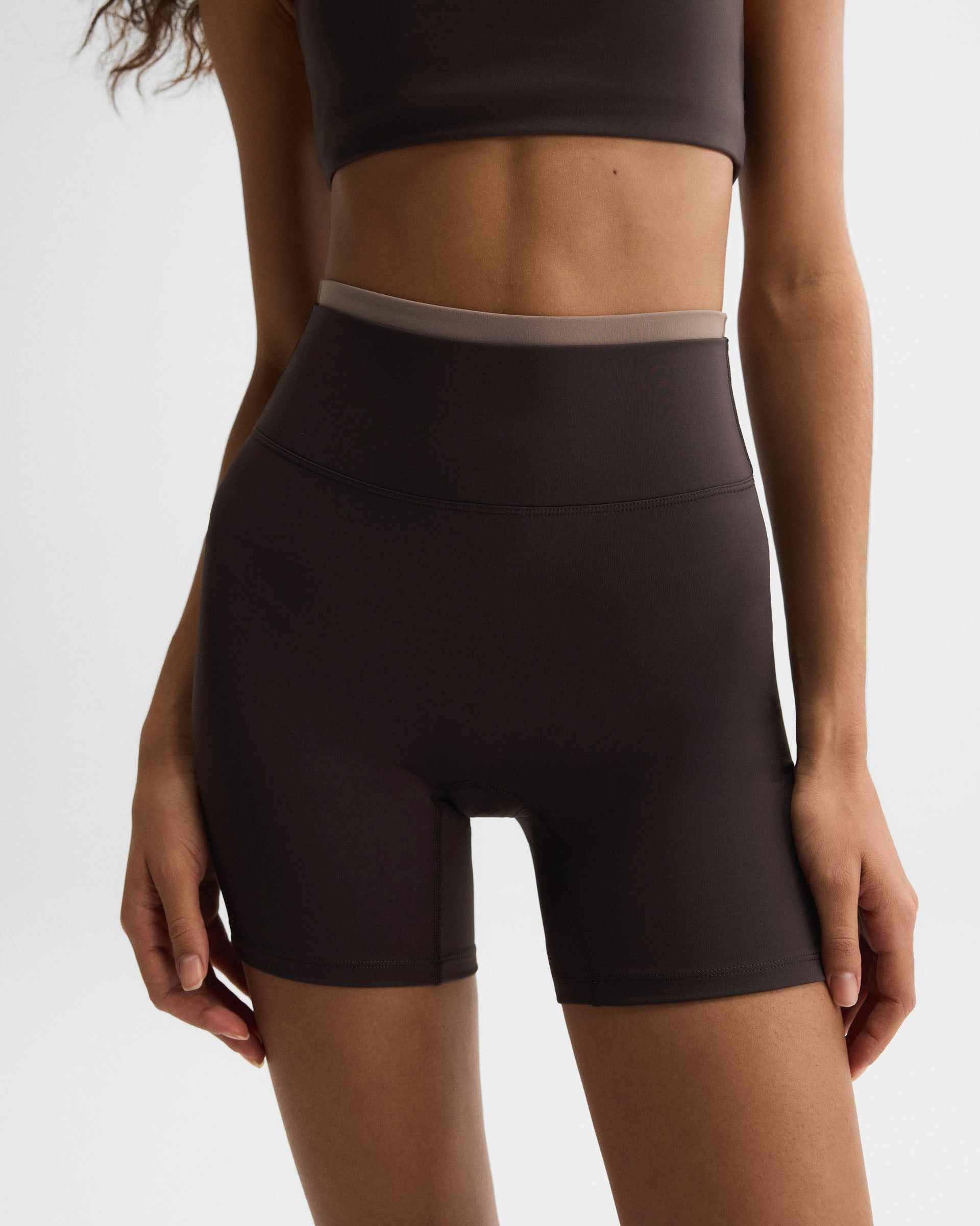 Ultimate Double Layer Crop Shorts Coffee Bean Dusty