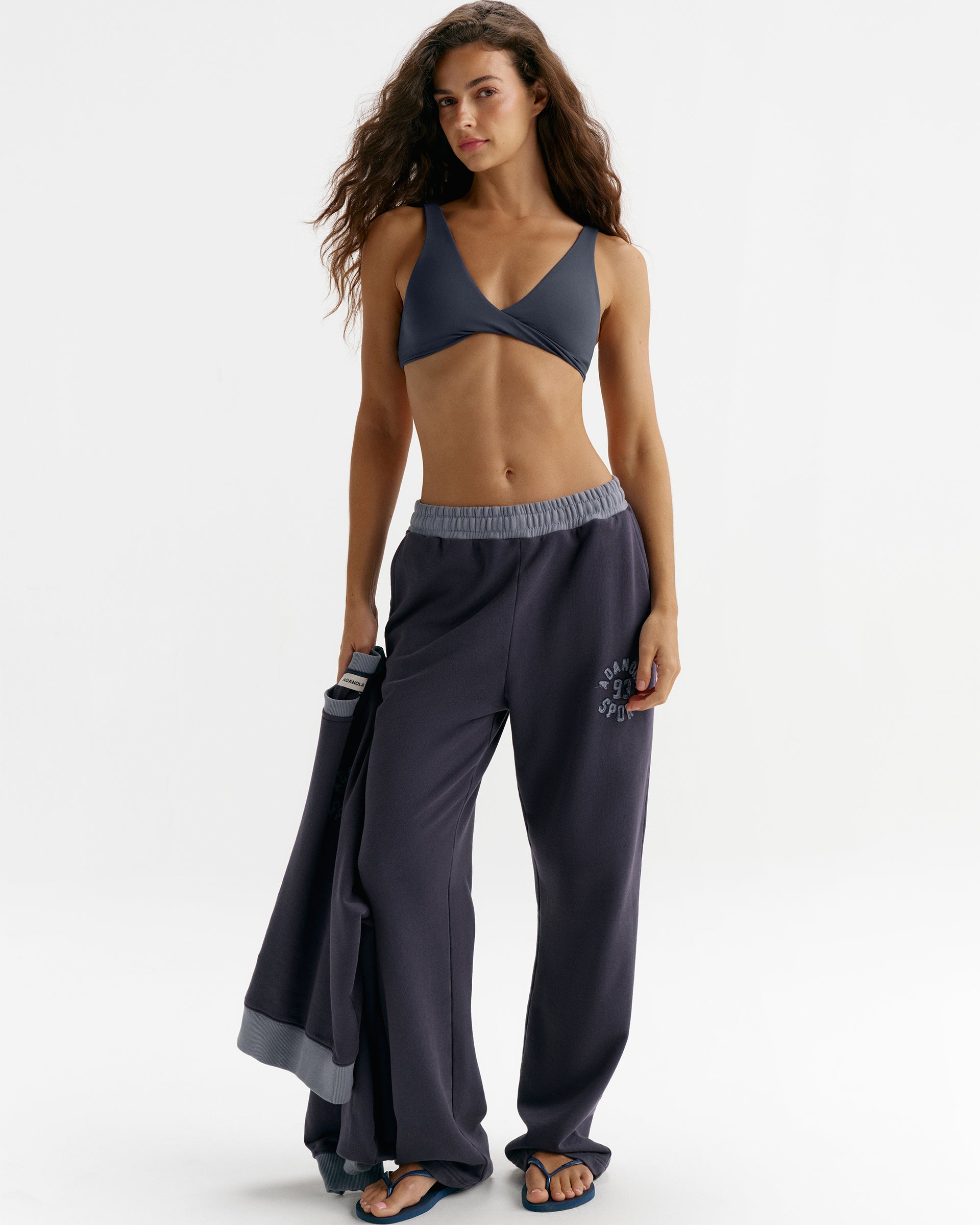 Ultimate Twist Front Bra - Midnight Blue