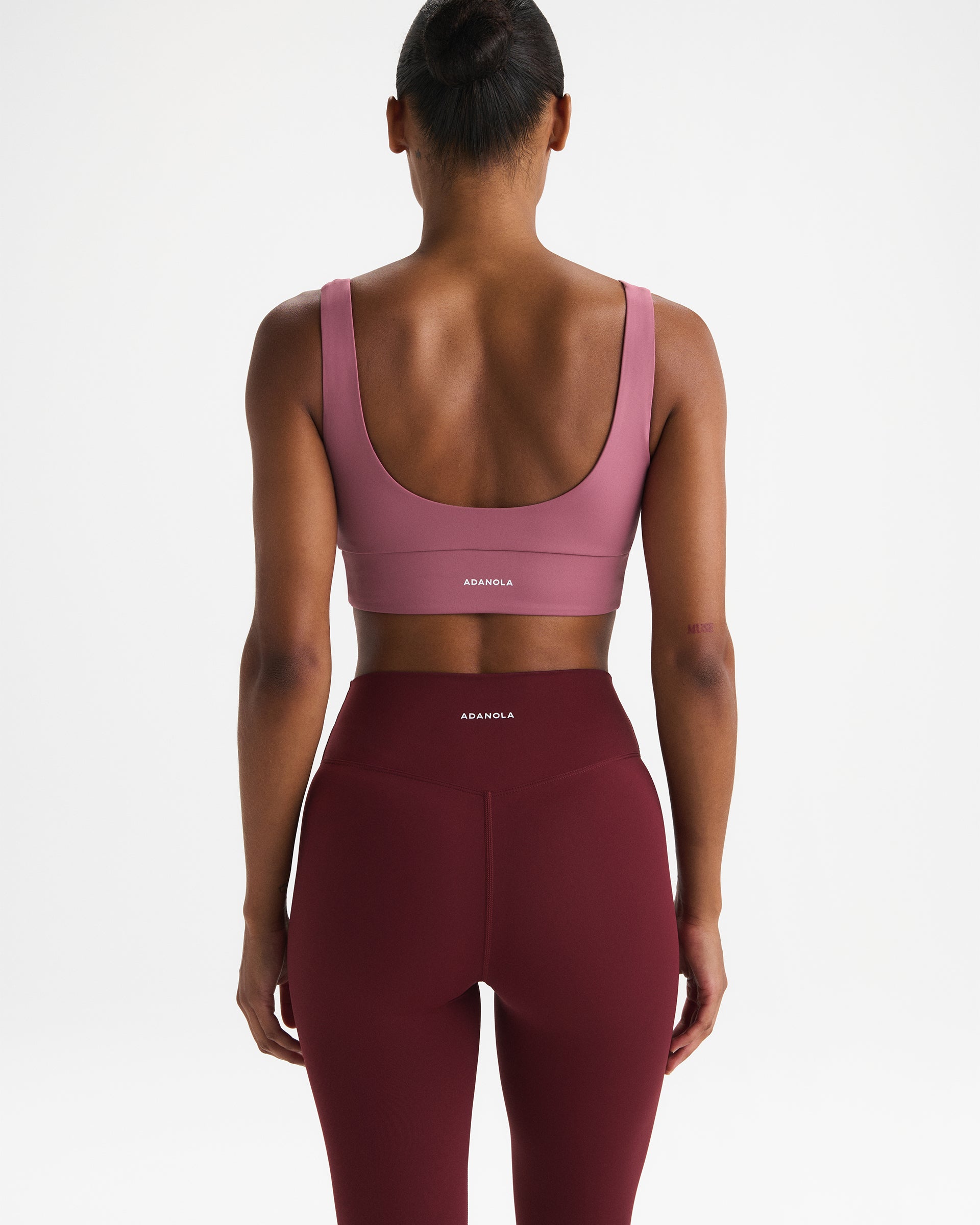 Ultimate V-Neck Bra - Deep Pink