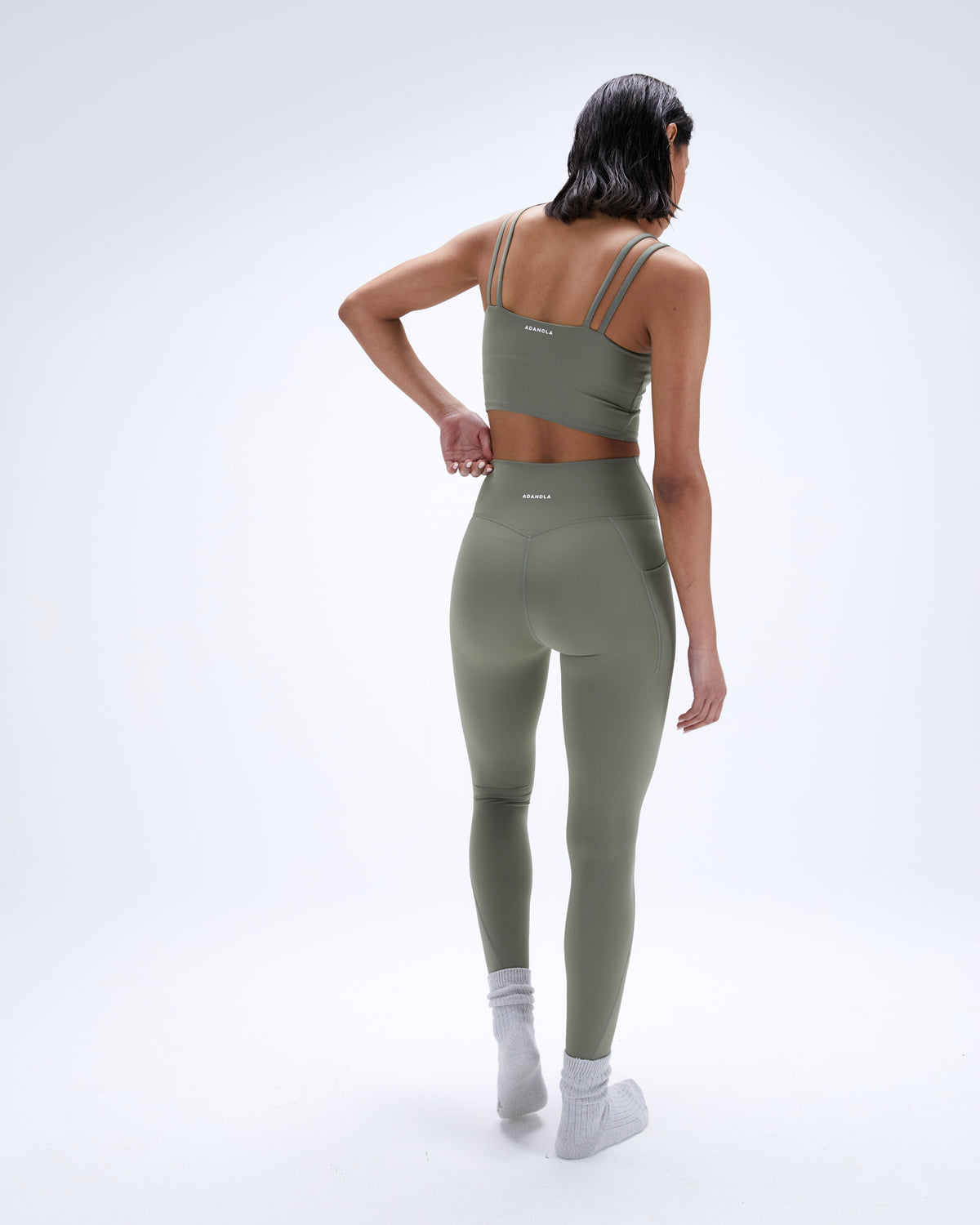 CLV Green Recycled Leggings with Pockets – C'est Lä Vé