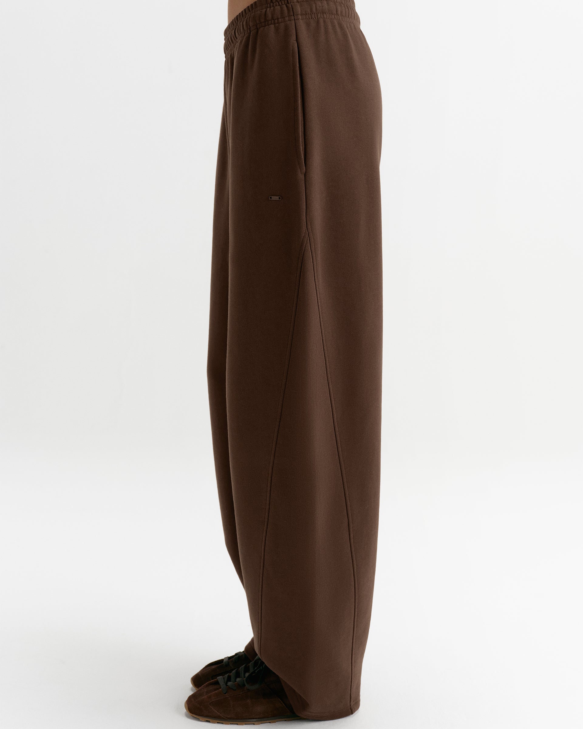 Barrel Leg Sweatpants - Chocolate Brown