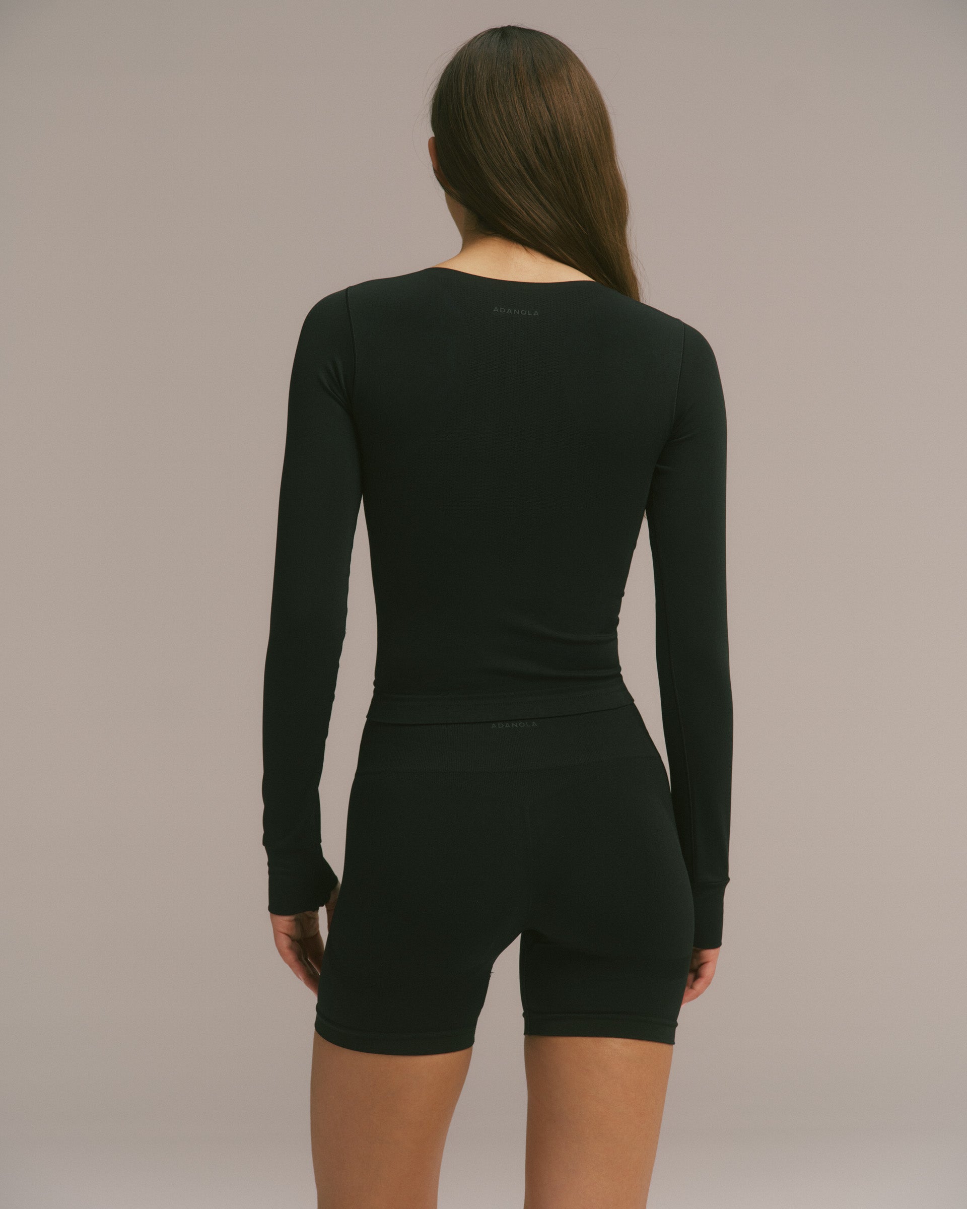 Seamless Crop Shorts - Black