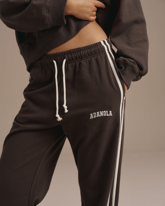 Varsity Loose Fit Sweatpants - Coffee Bean/Marshmallow White