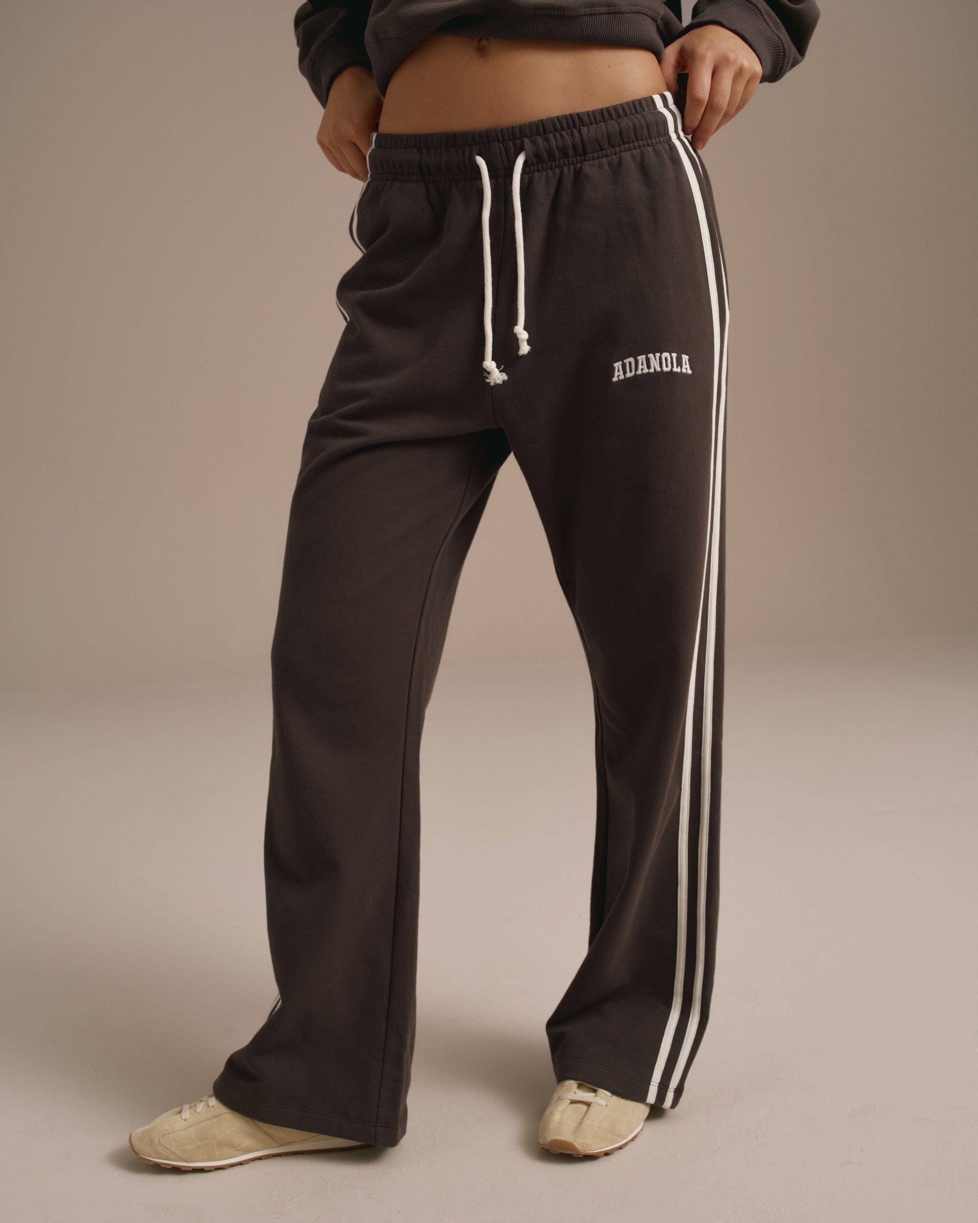 Varsity Loose Fit Sweatpants - Washed Coffee Bean/Marshmallow White