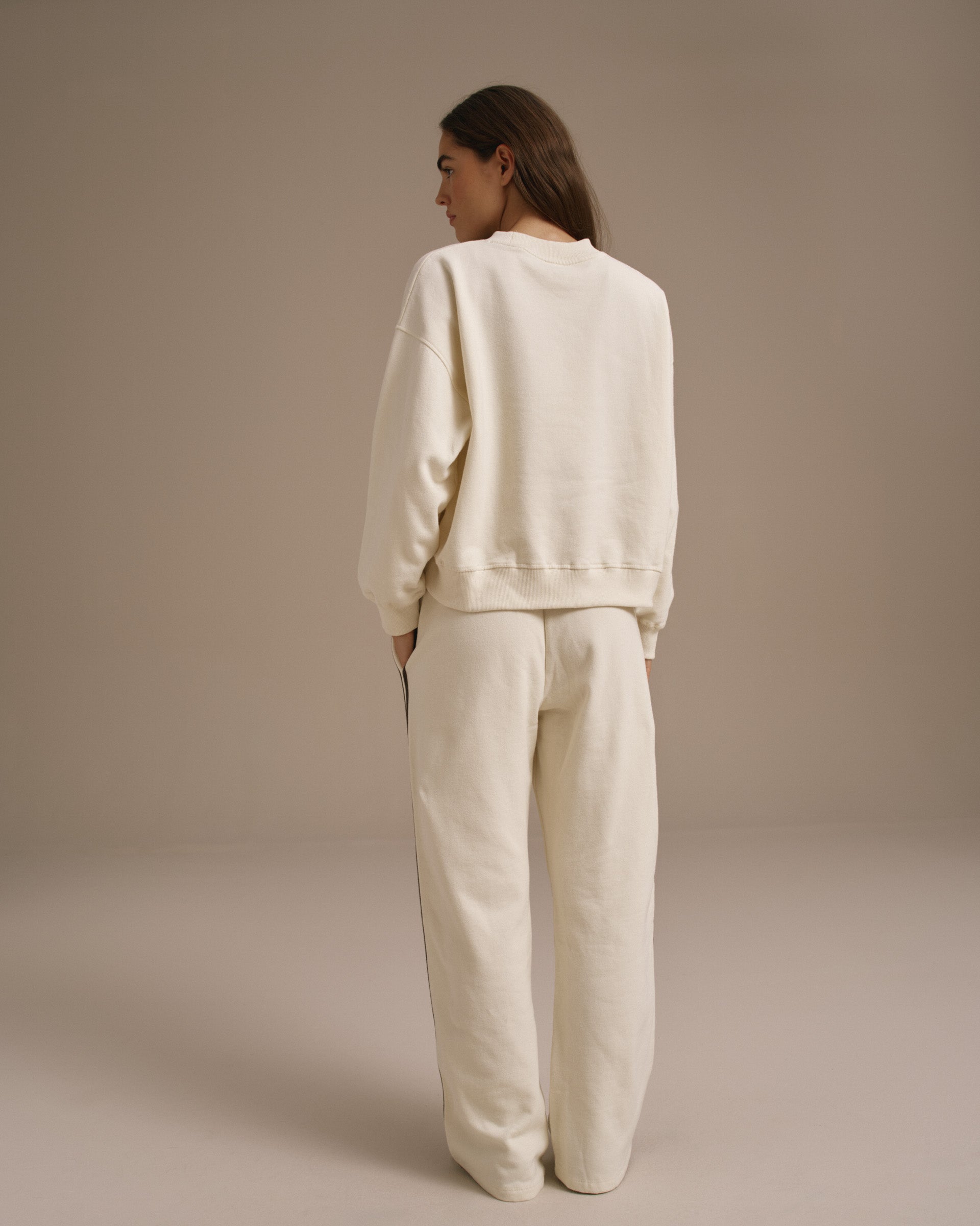 Varsity Loose Fit Sweatpants - Marshmallow White/Coffee Bean