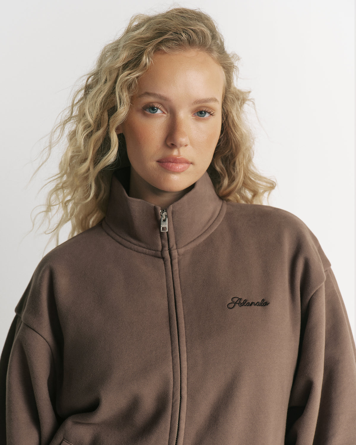 Studio Relaxed Zip Through Sweatshirt - Walnut Brown