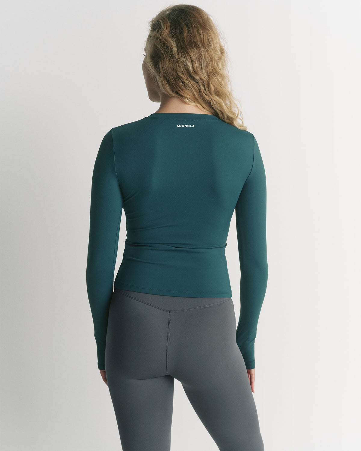 Ultimate V-Neck Long Sleeve Top - Ivy Green