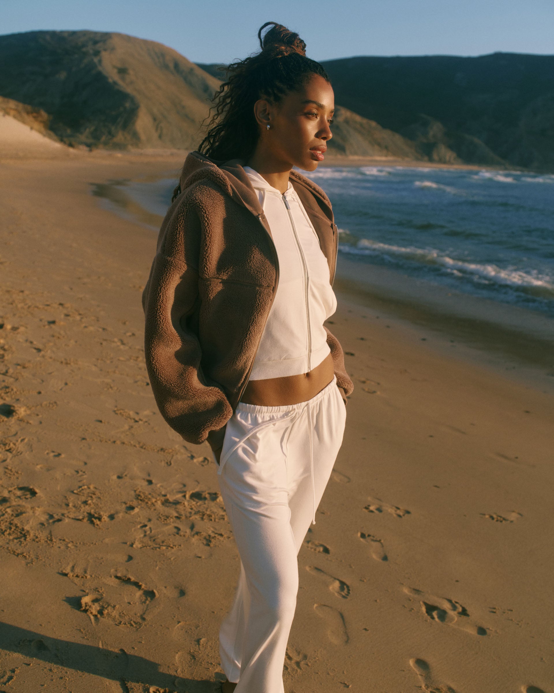 Hooded Yoke Seam Fleece - Mink Brown