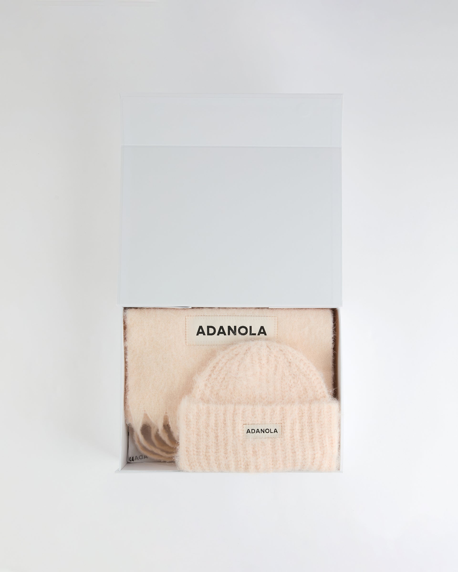 Box Set Beanie and Scarf - Light Pink