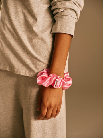 Silk Scrunchie - Candy Pink