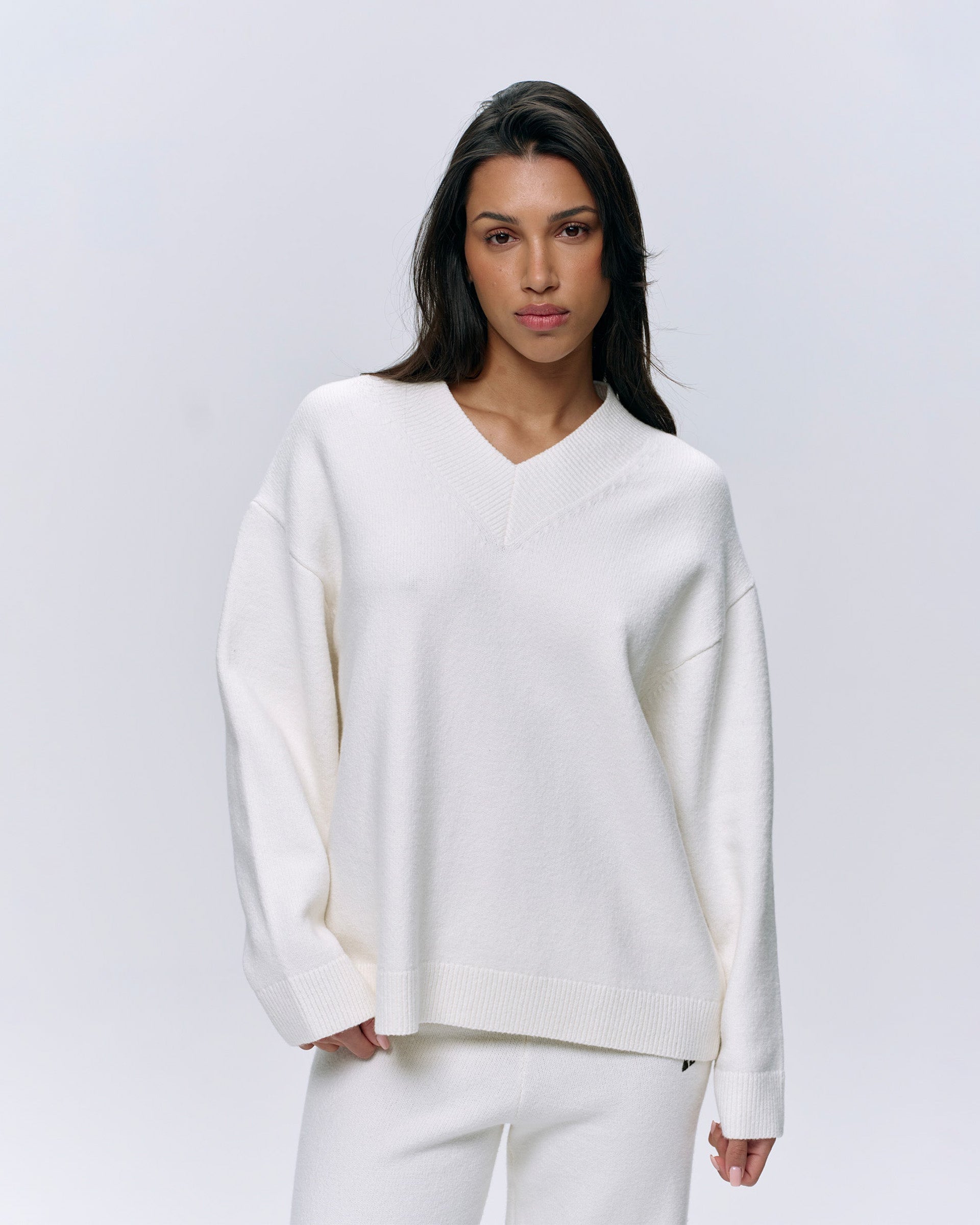 V Neck Oversized Knit Sweatshirt - Cream