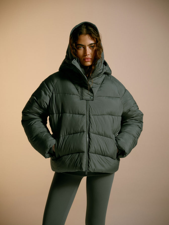 ADANOLA Oversized Puffer in Black | Lyst UK