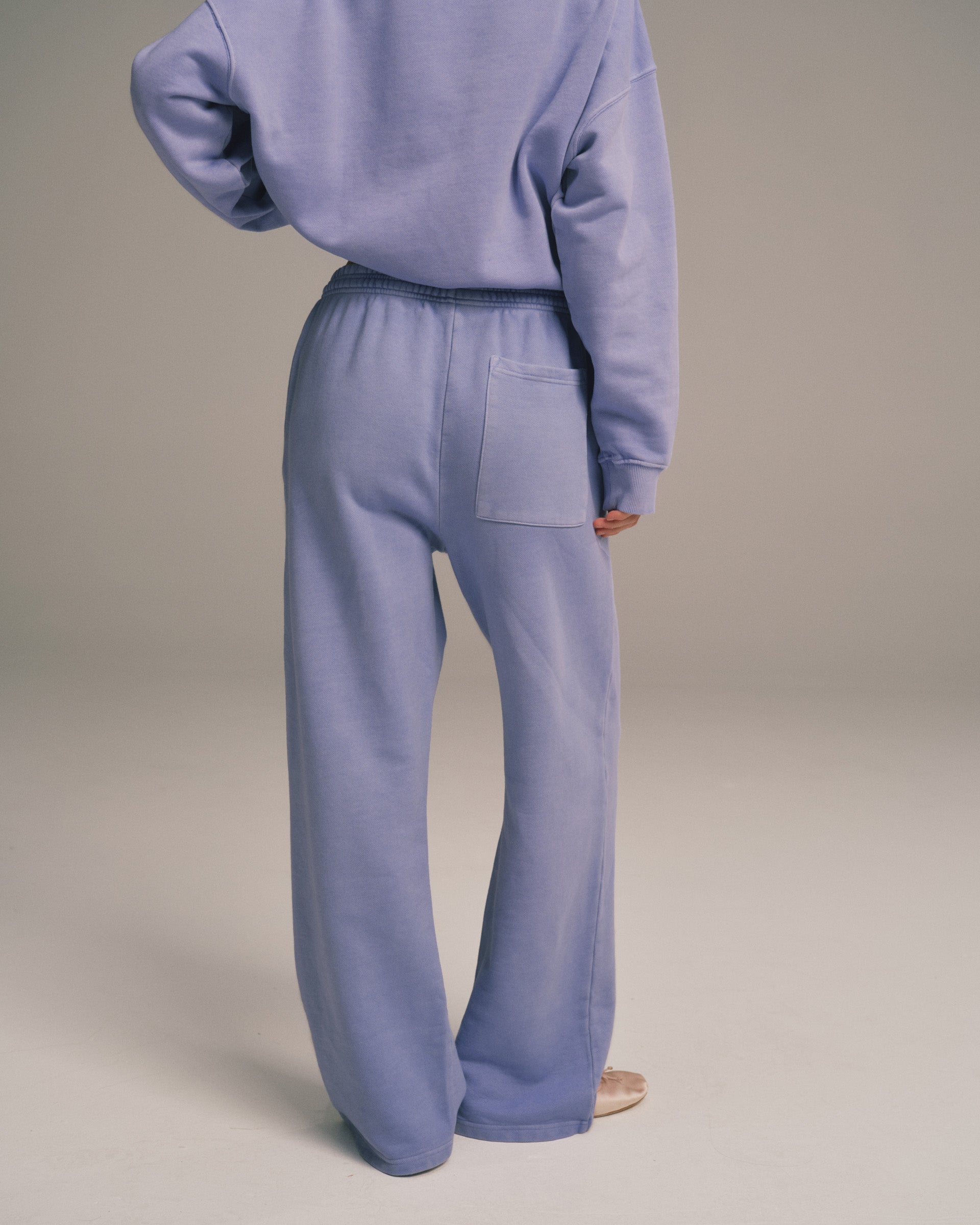 Varsity Straight Leg Sweatpants - Washed Lavender