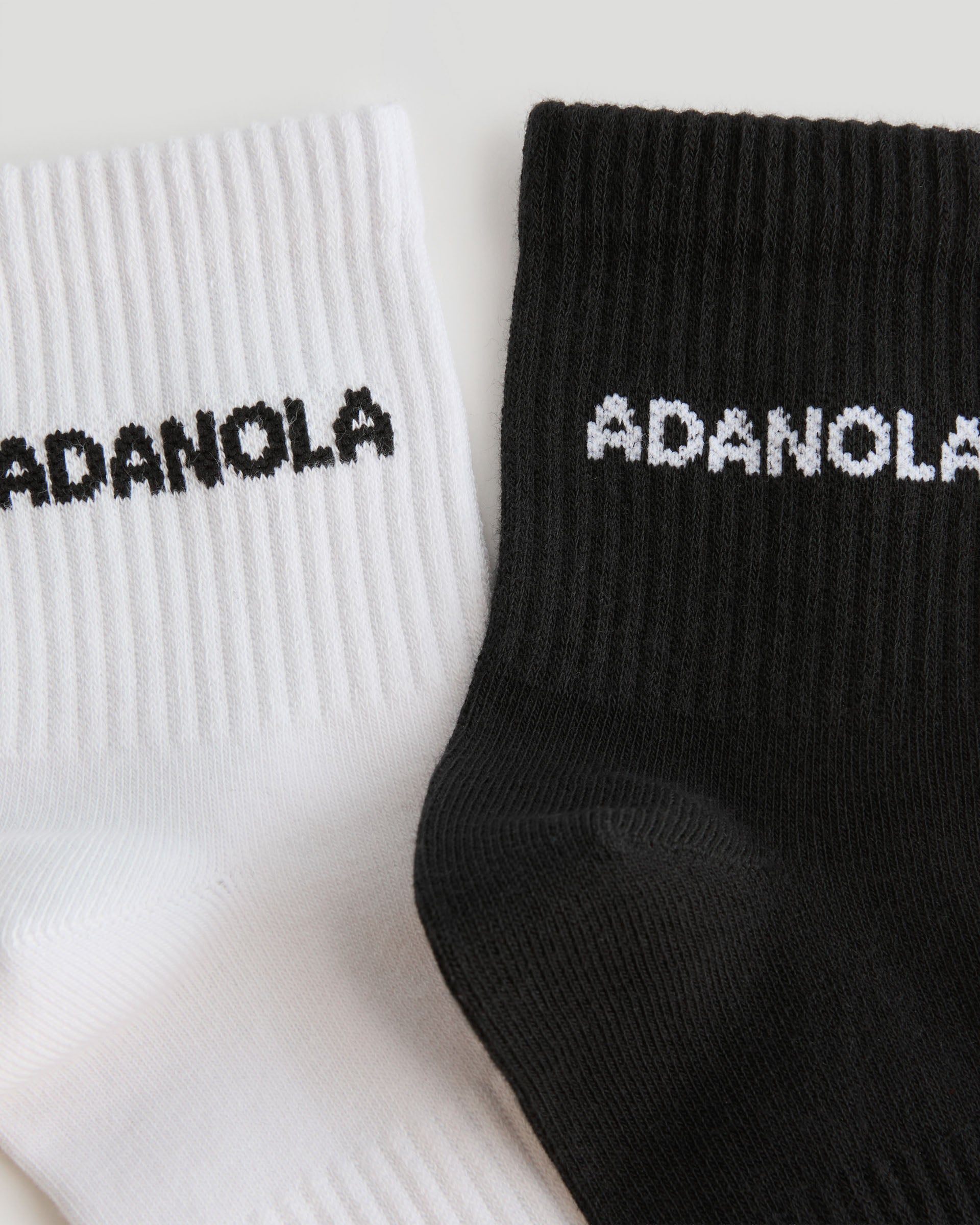 2 Pack Mid Length Socks - White/Black